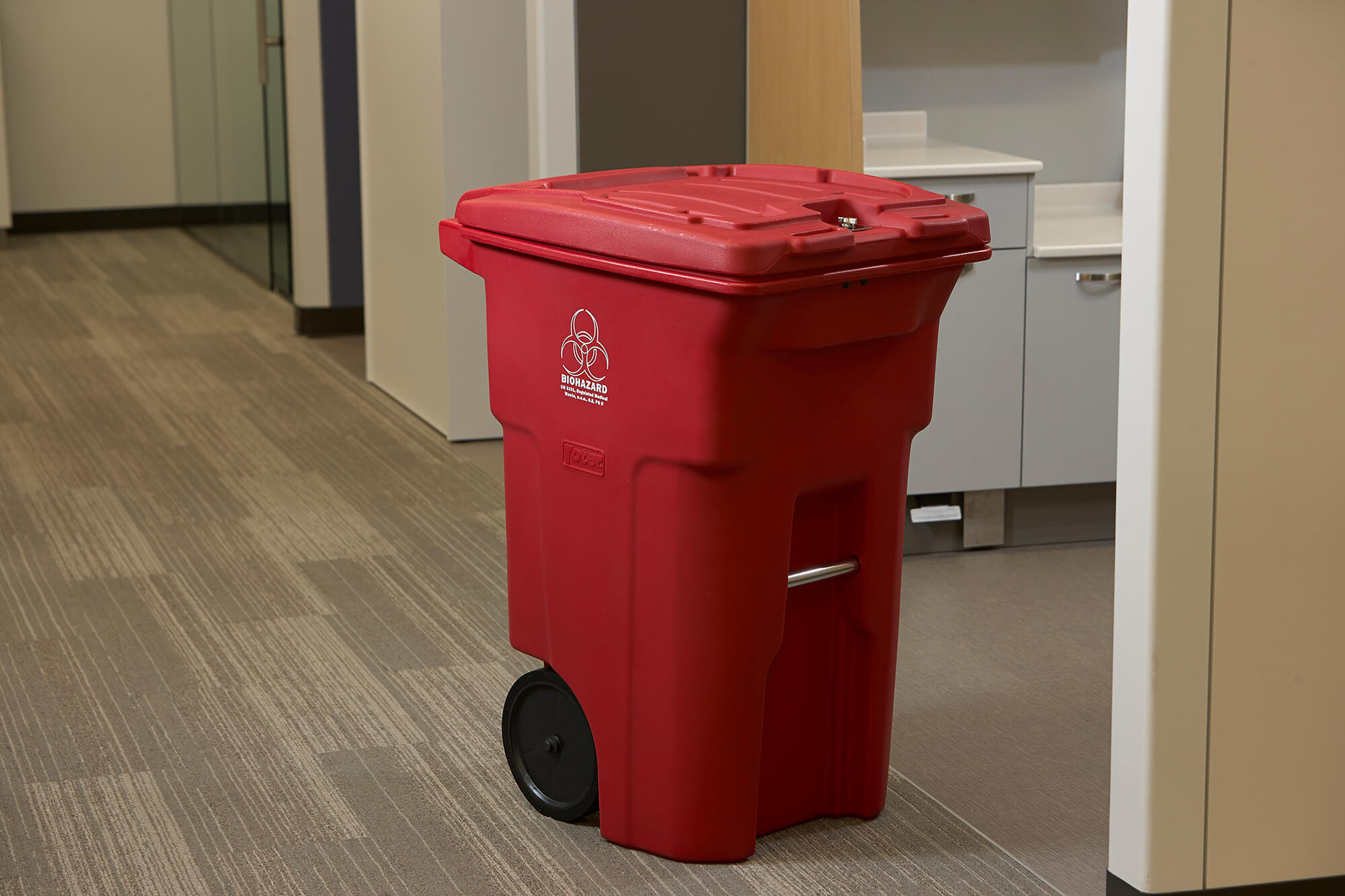 Toter 96 Gallon Document Trash Can, CDC96-00GST - CME Corp